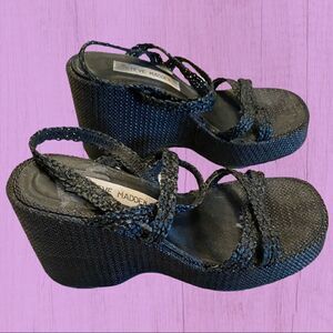 Vintage 90s Steve Madden chunky black square toe platform strappy sandals